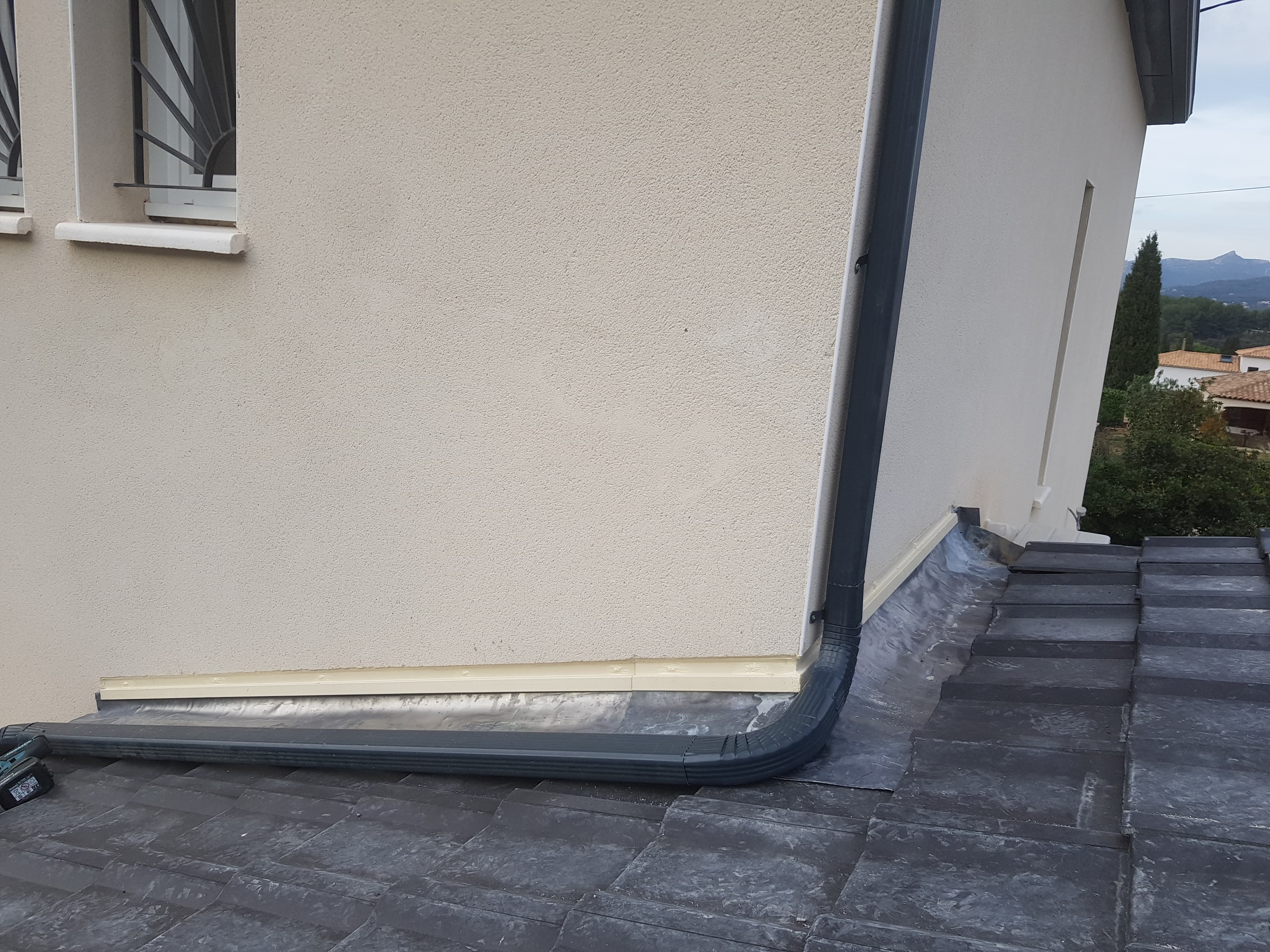 Étanchéité toiture - Solin en plomb