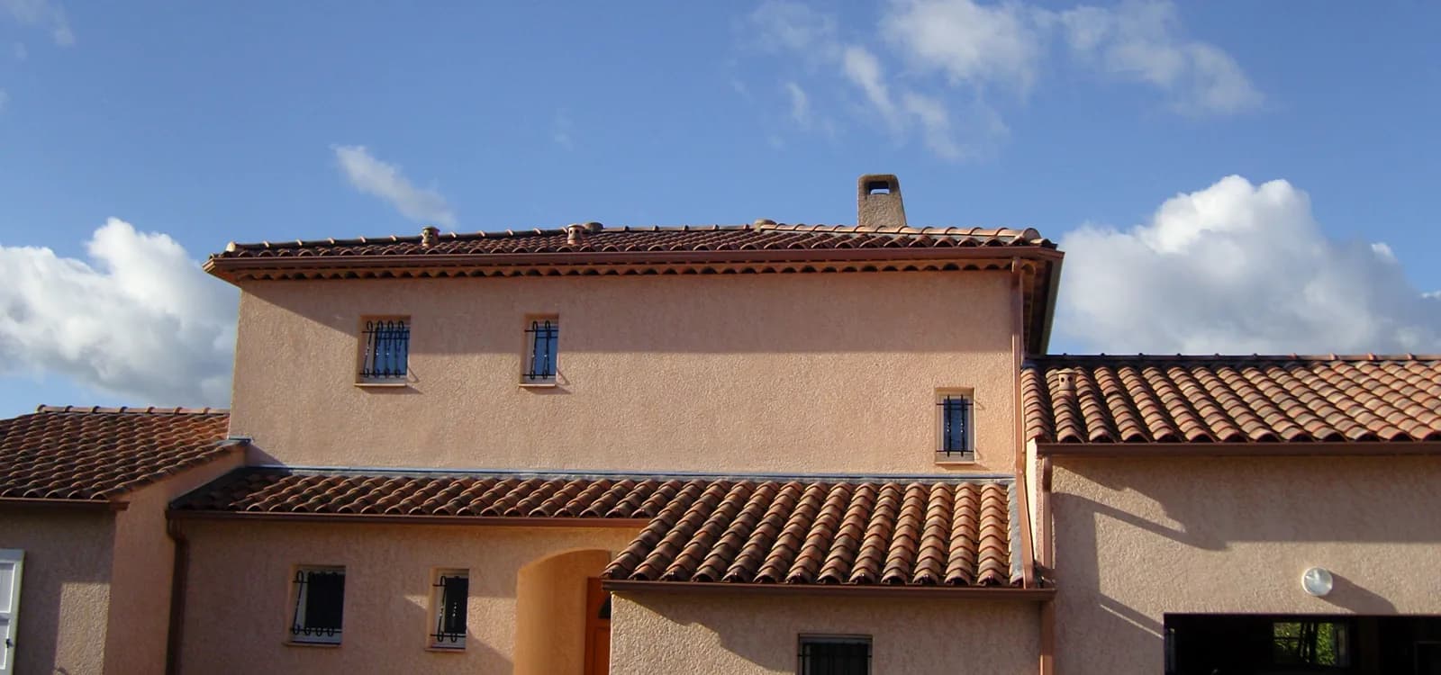 Réalisation de gouttières finition cuivrée à Vinon-sur-Verdon par 2DALU