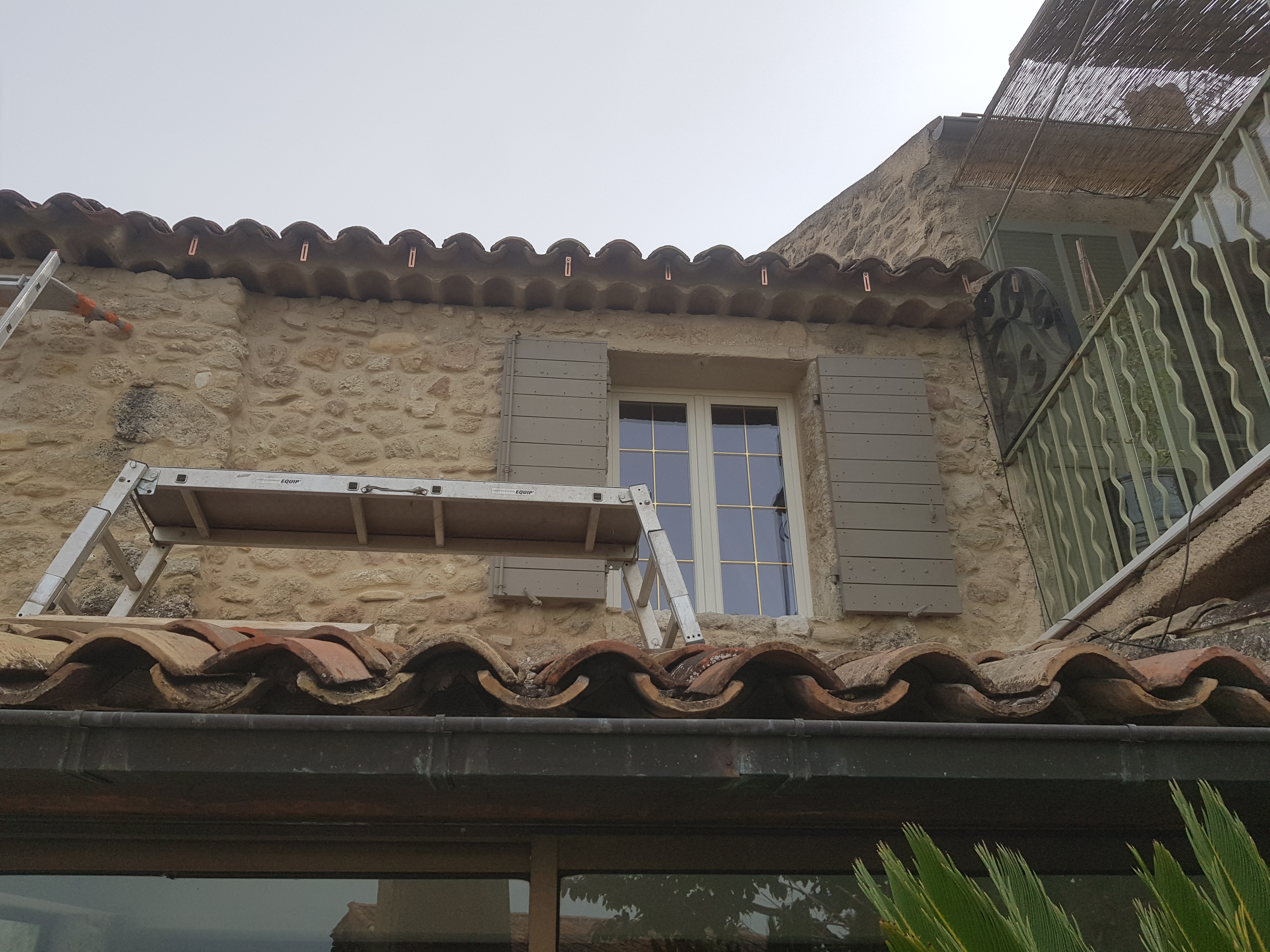 Fixation pour gouttière en Cuivre